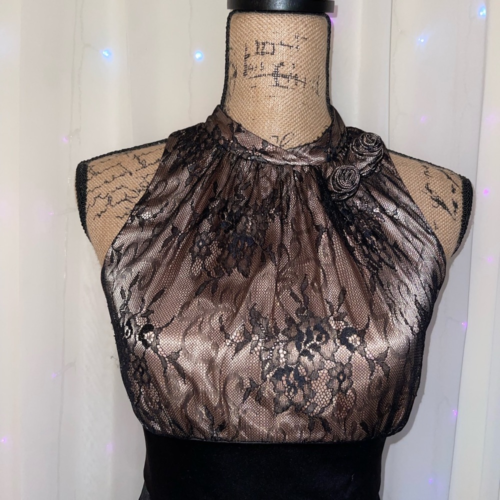 Gorgeous Evening Gown 🌚 - Picture 3 of 7